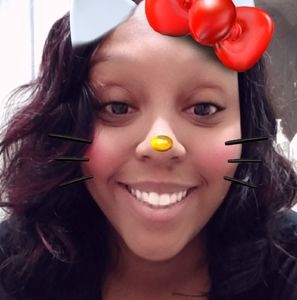 Meet your Posher, Candice